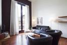 Inside Barcelona Apartments Mercat