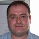 מה שמש' התקשורת לא הצליח לעשות רגולטורית, גוגל ואפל תעשנה באלימות