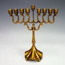 חנוכיה ברונזה 28ס"מ