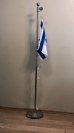 תורן מיוחד עם מנגנון הרמה והורדה לאכלוסיות בעלות צרכים מיוחדים
