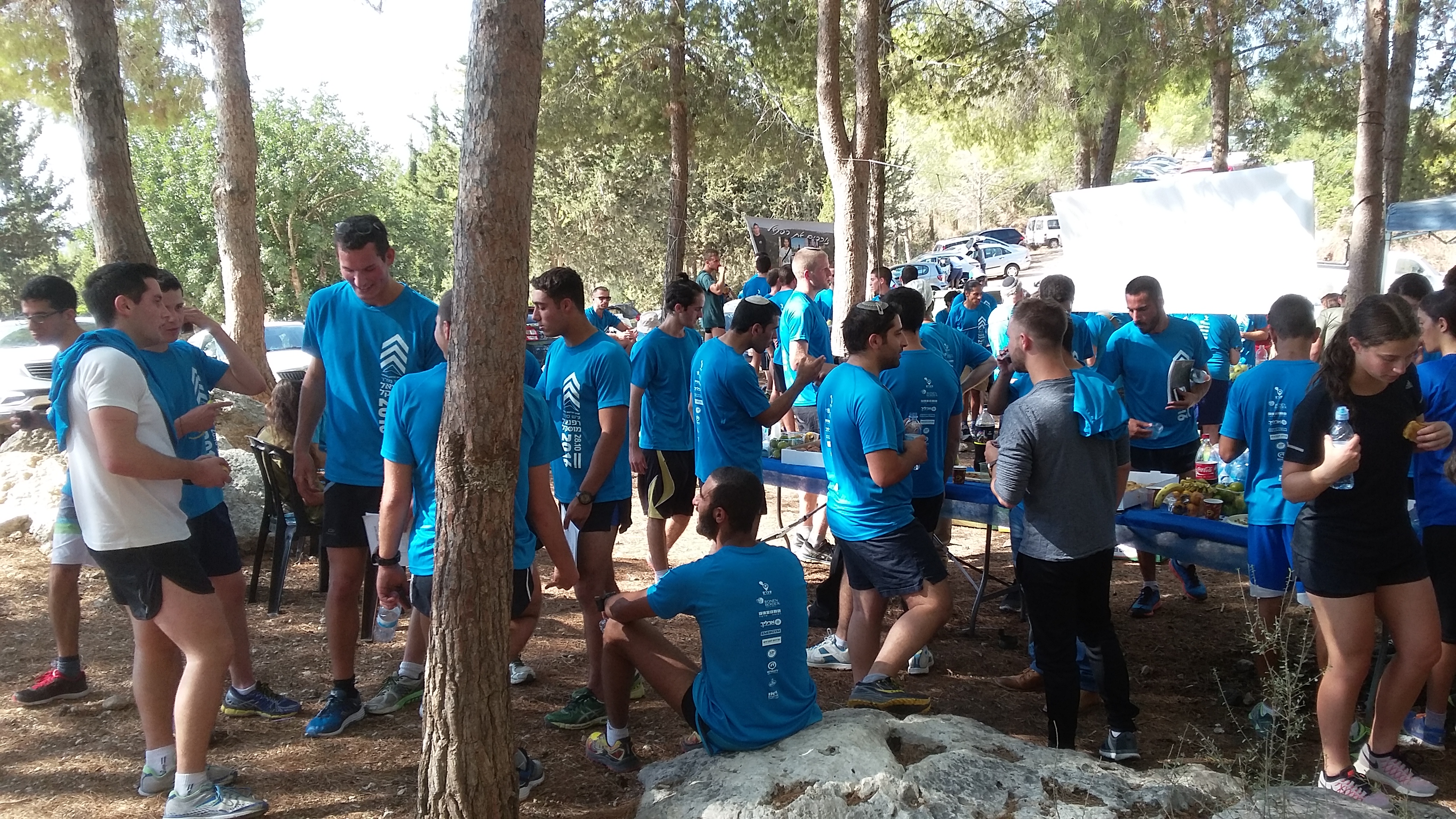 אחרי הריצה מנשנשים