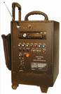בידורית עם מיק' אלחוטי, DVD/CD/USB, אפקט UMT CB100 ECHO