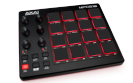 משטח שליטה עם 16 פדים איכותיים אקאי AKAIPROFESSIONAL MPD218